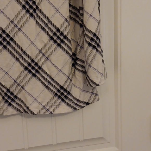 Top - Picture 4 of 7